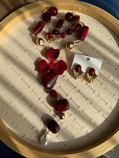 Özel Seri Bordo Çiçek Kolye Kombini