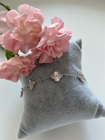 Özel Seri Gri Yonca Bileklik