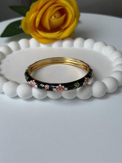 Özel Seri Siyah Mineli Kelepçe Bileklik