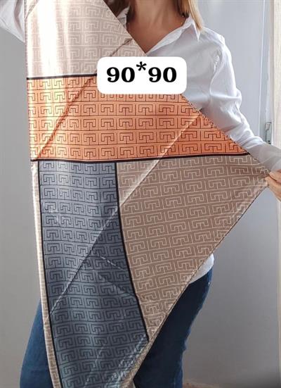Üç Renkli Satrn Fular 90x90