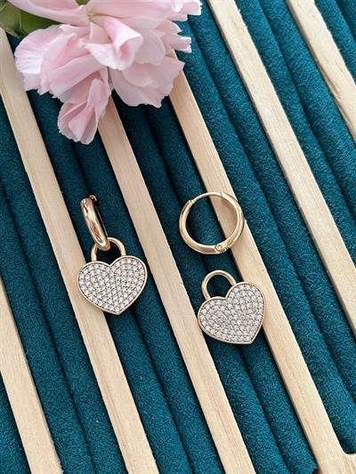 Vip 18K Zirkon Taşlı Charmlı Kalp Küpe-Dore