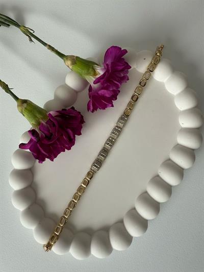 Vip14 k Kare Baget Taş Sıralı Bileklik