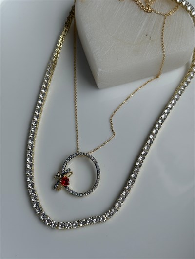 Çelik Arı Figürlü Kolye Kombini