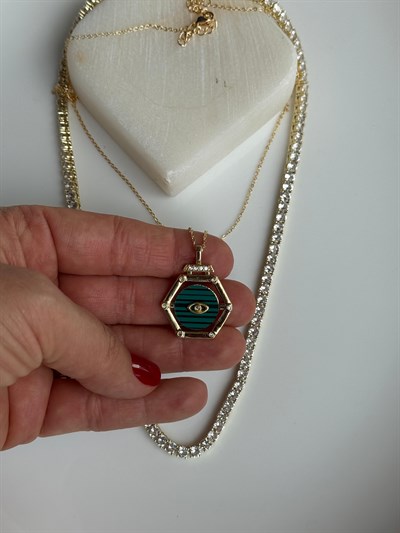 Çelik Yeşil Madalyon Kolye Kombini