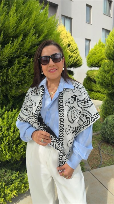 Çift Taraflı Siyah Beyaz  Triko Şal
