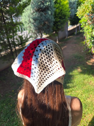 Kırmızı Deniz Yıldızlı Üçgen İpli Bandana