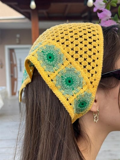Yeşil Motifli Sarı Üçgen İpli Bandana