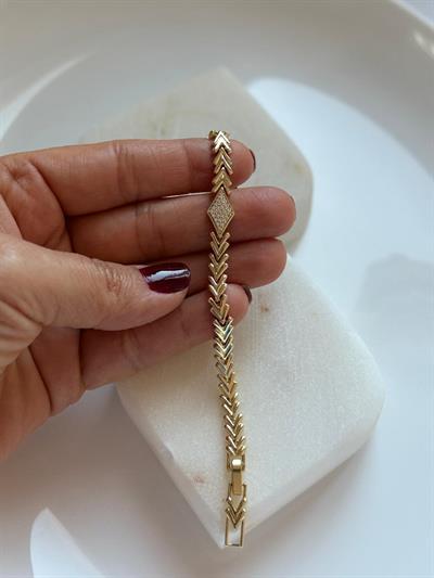 Vip Dörtgen Taşlı V Bileklik