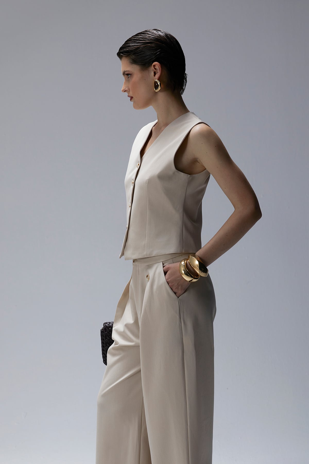 TAILORED SETS