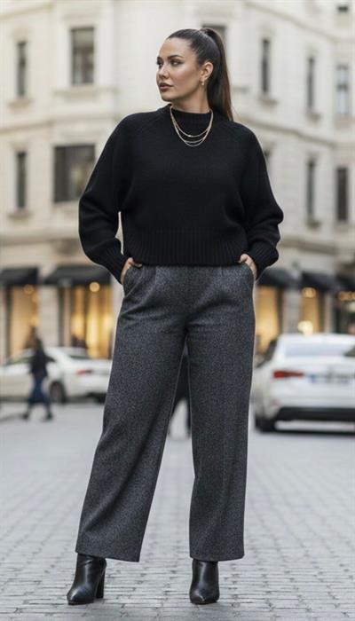 Siyah Yarasa Kollu Relax Fit Triko Kazak