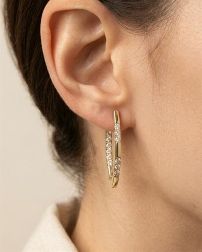14K Xuping Ara Taşlı Keskin Oval Küpe