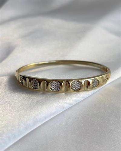 14K Xuping Oval Motifli Taşlı Kelepçe