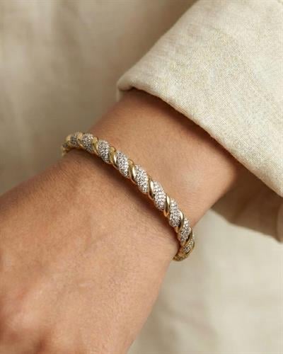 14K Xuping Taşlı Sarmal Model Kelepçe
