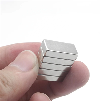 1 Adet 20x10x5 mm Neodyum Magnet N35 Güçlü Mıknatıs Köşeli ve Dayanıklı Nikel Kaplama