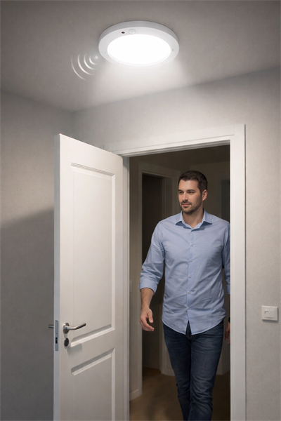 1 Adet CATA CT 9247 Sıva Üstü 20W Sensörlü Led Armatür 6400K Beyaz Işık