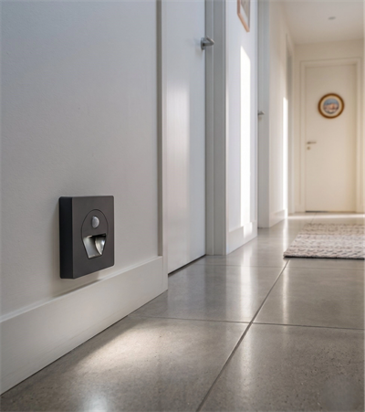 1 Adet NOAS YL69 1521 1W Siyah Kasa Sensörlü Koridor Aydınlatması 6400K Beyaz Işık