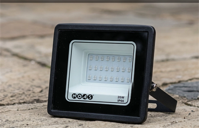 1 Adet NOAS YL70 1026 Ultra Slim Led Projektör 20W Amber Işık