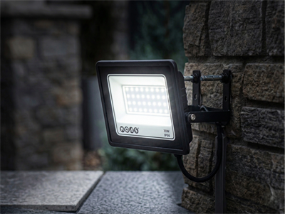 1 Adet NOAS YL70 1030 Ultra Slim 30W Led Projektör 6500K Beyaz Işık