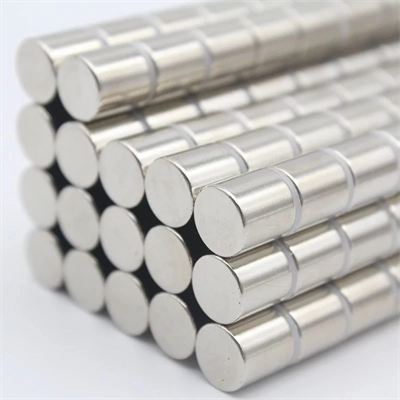100 Adet 4x4 mm Yuvarlak Neodyum Mıknatıs N35 Güçlü Magnet Nikel Kaplama