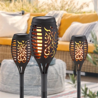 12 Ledli Alevli Solar Bahçe Aydınlatma  Bx40