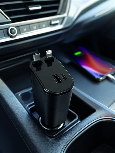 120W Hızlı Şarj Destekli 4ü 1 Arada Araç Şarj Cihazı Type-C, Lightning, USB ve USB-C Çıkışlı
