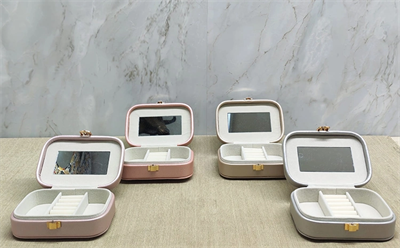 15x15 cm Makyaj Ve Takı Kutusu