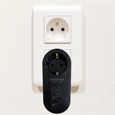 2 Usb,1 Type-c Girişli 1'li Çocuk Korumalı,ısıya Karşı Dayanıklı 2500watt Termal Akım Korumalı Priz Bx40
