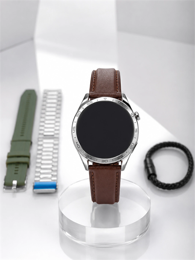 3 Kordonlu Bluetooth Görüşme Özellikli Akıllı Saat Seti