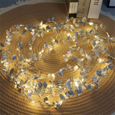 3 Metre Yaldızlı Gümüş LED Işık – Dekoratif Ortam ve Yılbaşı Aydınlatması