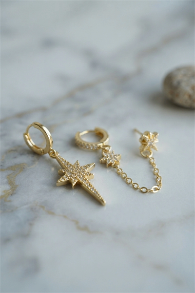 3 lü Set Küpe Gold Renk Zincir Detaylı