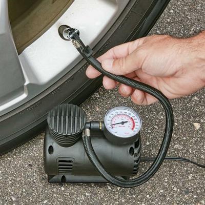 300 PSI Güçlü Taşınabilir Hava Kompresörü–Araba, Motosiklet, Bisiklet ve Top Şişirme İçin Çakmaklıklı Lastik Şişirme Pompası (3936)