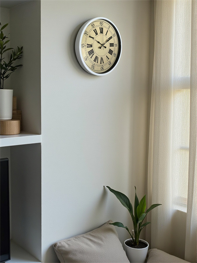 36 Cm Beyaz Retro Dekoratif Duvar Saati
