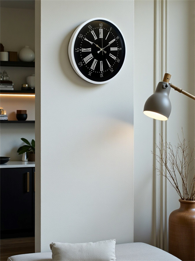 36 Cm Beyaz Zarif Dekoratif Duvar Saati