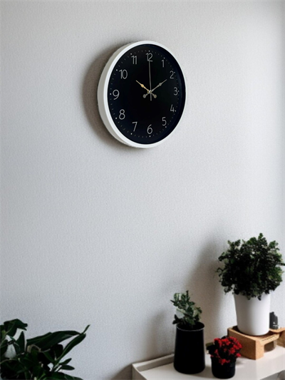 36 Cm Dekoratif Sade Duvar Saati