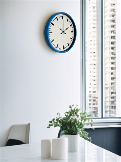 36 Cm Mavi Zarif Duvar Saati