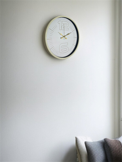 36 Cm Sade Dekoratif Duvar Saati