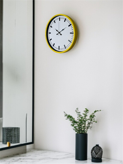 36 Cm Sarı Dekoratif Duvar Saati