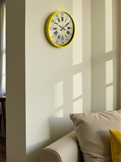 36 Cm Sarı Retro Duvar Saati