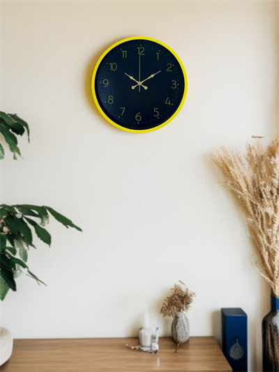 36 Cm Sarı Şık Duvar Saati