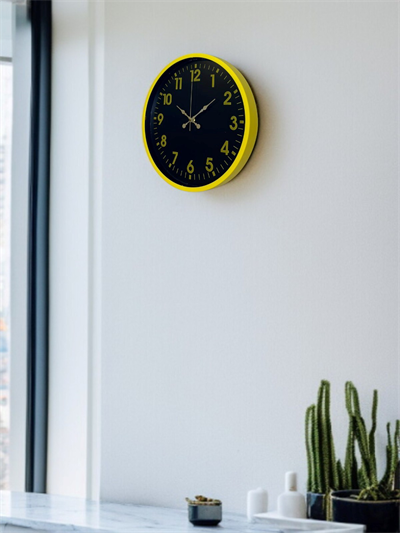 36 Cm Sarı Standart Duvar Saati
