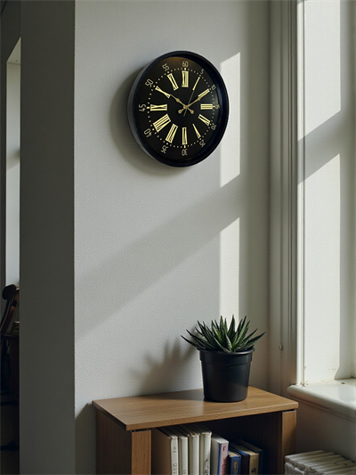 36 Cm Siyah Modern Duvar Saati
