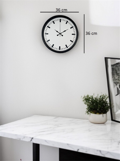 36 Cm Siyah Sade Standart Duvar Saati
