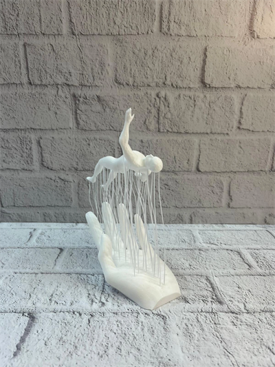 3D El Üzerinde İnsan Figürü Beyaz Minimal Masa Üstü Dekor