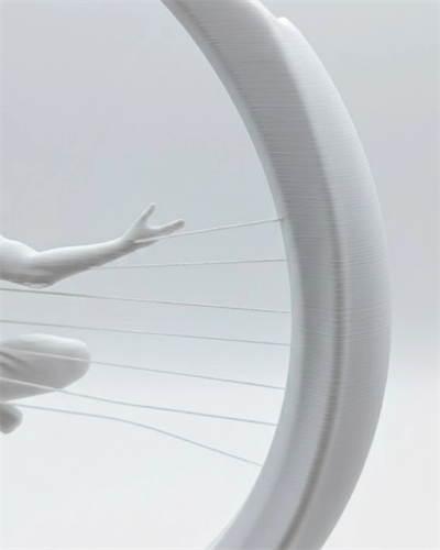 3D Zen Heykeli Beyaz Ay İçinde Meditasyon Figürü Dekoratif Obje