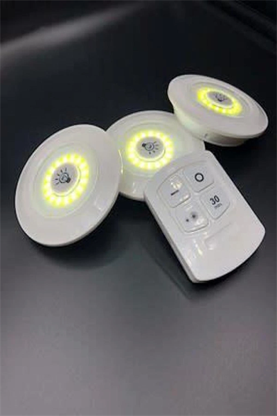 3lü Uzaktan Kumandalı Yapışkanlı Kablosuz Led Spot Lambalar Bx40