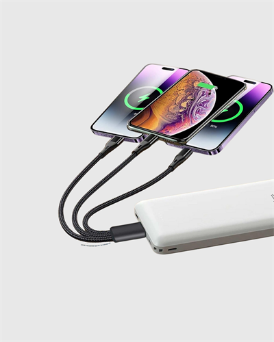 3’ü 1 Arada Hızlı Şarj Kablosu iOS Android Type-C Uyumlu ve Dayanıklı