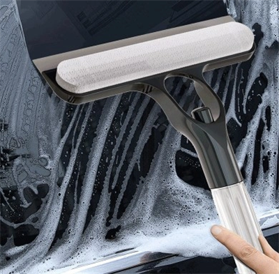 4 İn 1 Spreyli Çek Çekli Camsil Ve Fırça Aparatı Bx40