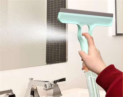 4 İn 1 Spreyli Çek Çekli Camsil Ve Fırça Aparatı Bx40