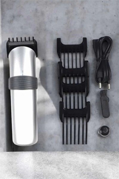 4 Taraklı Taşınabilir Profesyonel Saç ve Sakal Kesme Tıraş Makinesi