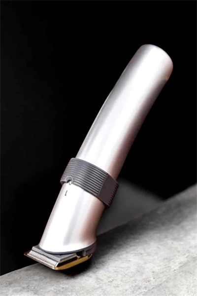 4 Taraklı Taşınabilir Profesyonel Saç ve Sakal Kesme Tıraş Makinesi